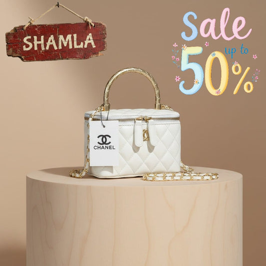 CHANEL Vanity Chain Bag Code (110)